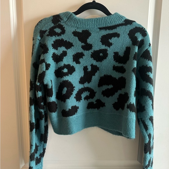 Crop sweater - Picture 2 of 4